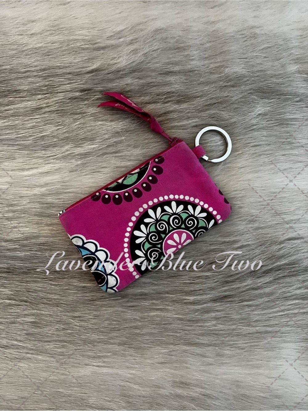 VERA BRADLEY Cupcake Pink 2009 Keychain Cardholder Green Y2K Medallion Lippie